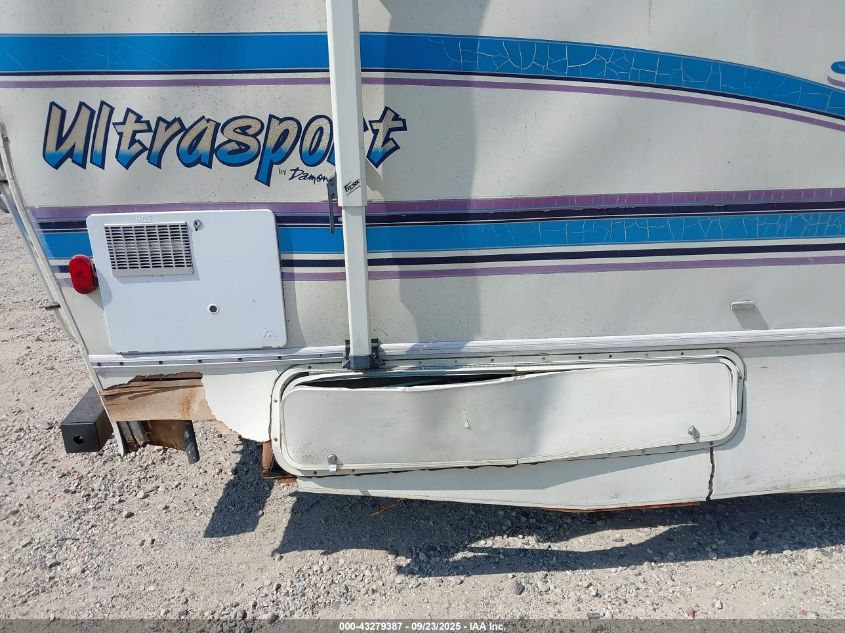 1995 Ford Econoline E350 Cutaway Van VIN: 1FDKE30G4SHA99947 Lot: 43279387