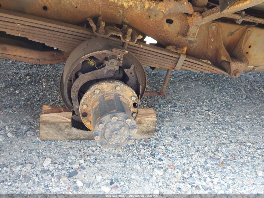 1995 Ford Econoline E350 Cutaway Van VIN: 1FDKE30G4SHA99947 Lot: 43279387