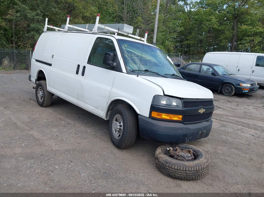2018 CHEVROLET EXPRESS 3500 WORK VAN - 1GCZGGFG4J1232662