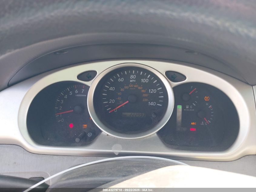 2005 Toyota Highlander V6 VIN: JTEDP21A250048540 Lot: 43279718