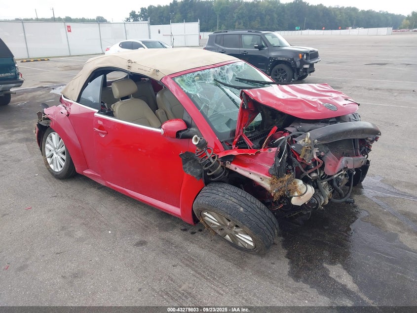 2008 Volkswagen New Beetle Se red cabrio gasoline 3VWRF31Y58M400668 photo #1