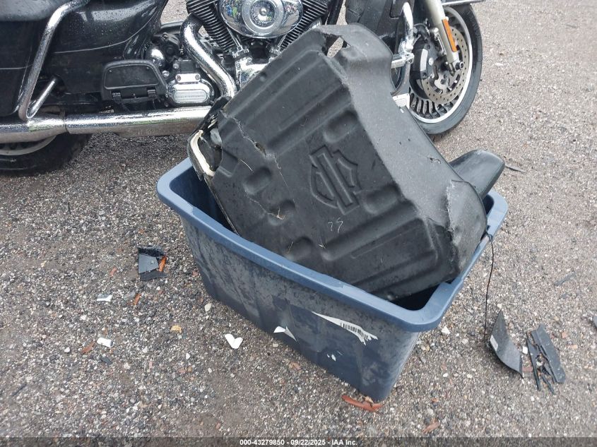 2013 Harley-Davidson Flhtk Electra Glide Ultra Ltd VIN: 1HD1KEM13DB679432 Lot: 43279850