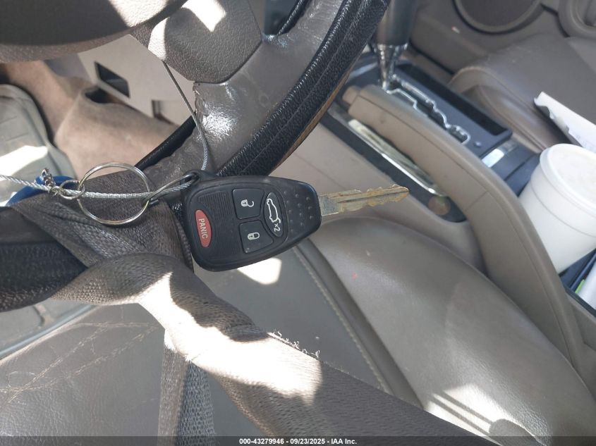 2006 Jeep Commander VIN: 1J8HH48K66C232675 Lot: 43279946