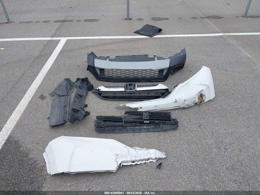 2019 HONDA CR-V LX - 2HKRW5H39KH403689