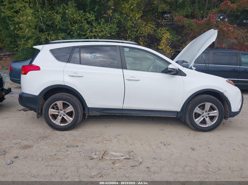 2013 TOYOTA RAV4 XLE - JTMRFREV0DD020858