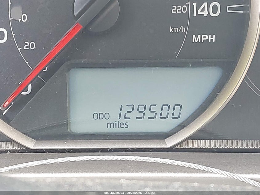 2013 TOYOTA RAV4 XLE - JTMRFREV0DD020858