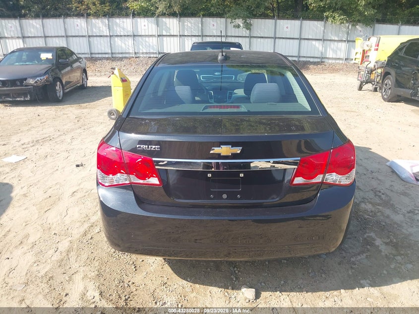 2016 CHEVROLET CRUZE LIMITED LS AUTO - 1G1PC5SH9G7179820