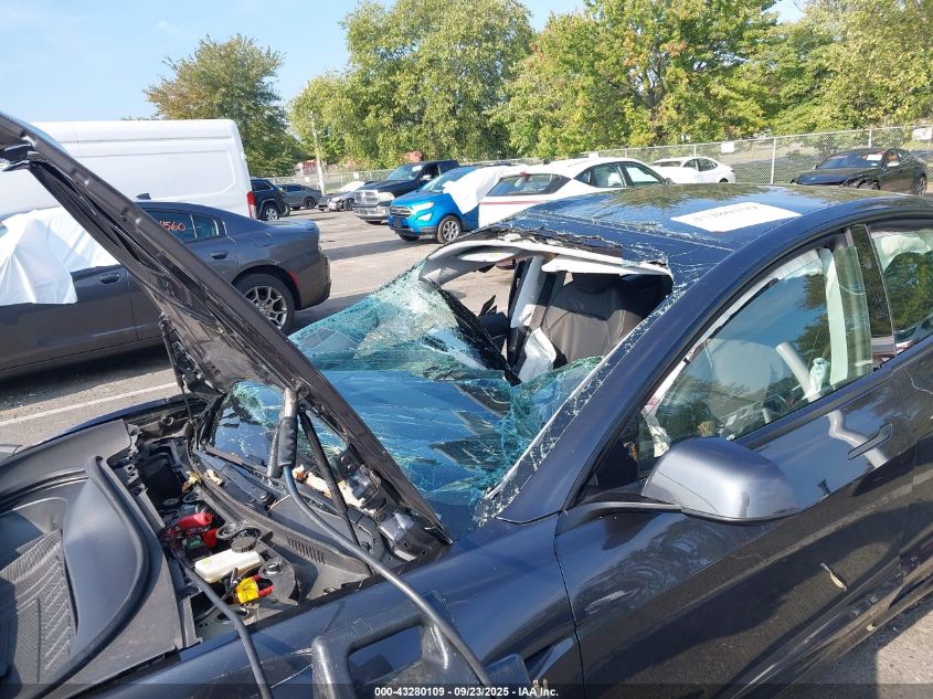 2025 Tesla Model 3 Long Range Rear-Wheel Drive VIN: 5YJ3E1EA1SF882970 Lot: 43280109