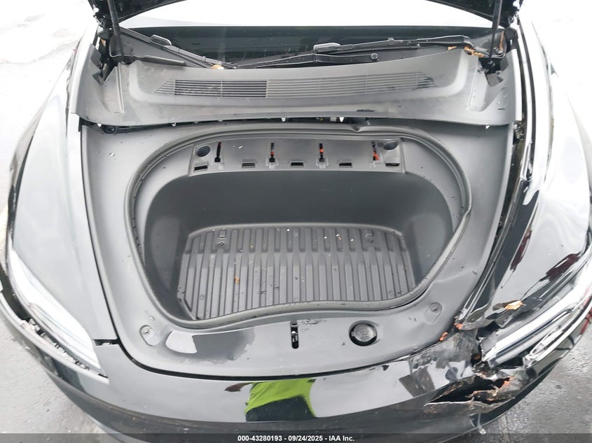 2024 Tesla Model 3 Performance All-Wheel Drive VIN: 5YJ3E1ET3RF807280 Lot: 43280193