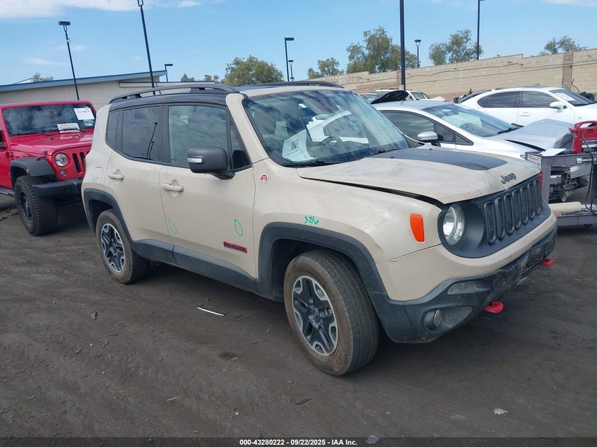 ZACCJBCTXFPB77461 2015 Jeep Renegade Trailhawk auction photo 1