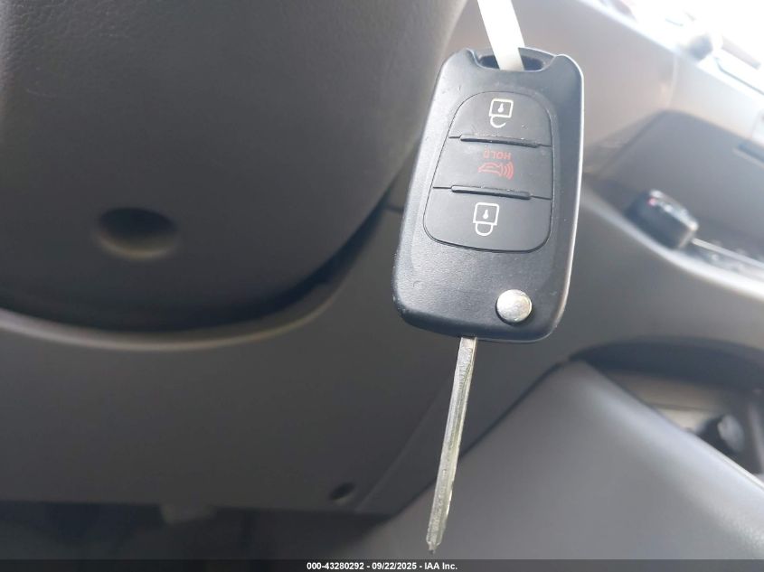 2012 Kia Sportage Lx VIN: KNDPBCA2XC7239710 Lot: 43280292