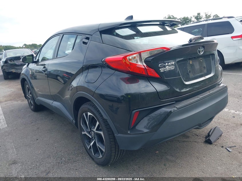 VIN NMTKHMBX2LR114956 2020 TOYOTA C-HR XLE