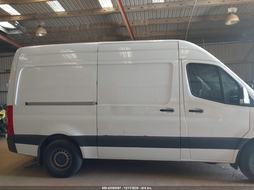 2023 Mercedes-Benz Sprinter 1500 Standard Roof 4-Cyl Gas VIN: W1Y70BGY5PT135498 Lot: 43280397