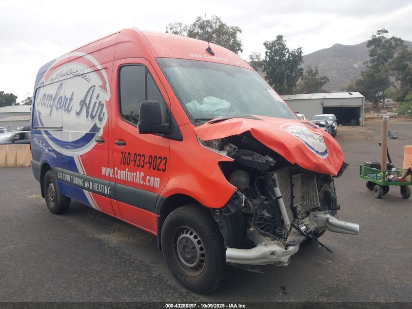 MERCEDES-BENZ SPRINTER STANDARD ROOF 4-CYL GAS