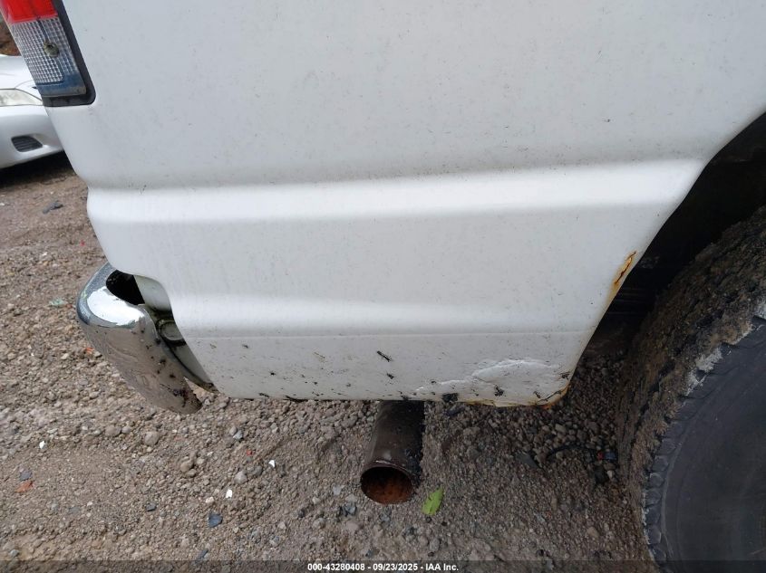 2007 Ford E-350 Super Duty Xl/Xlt VIN: 1FBNE31L07DA89416 Lot: 43280408