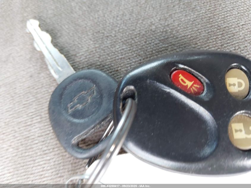 2003 Chevrolet Tahoe Ls VIN: 1GNEC13Z03J328330 Lot: 43280417