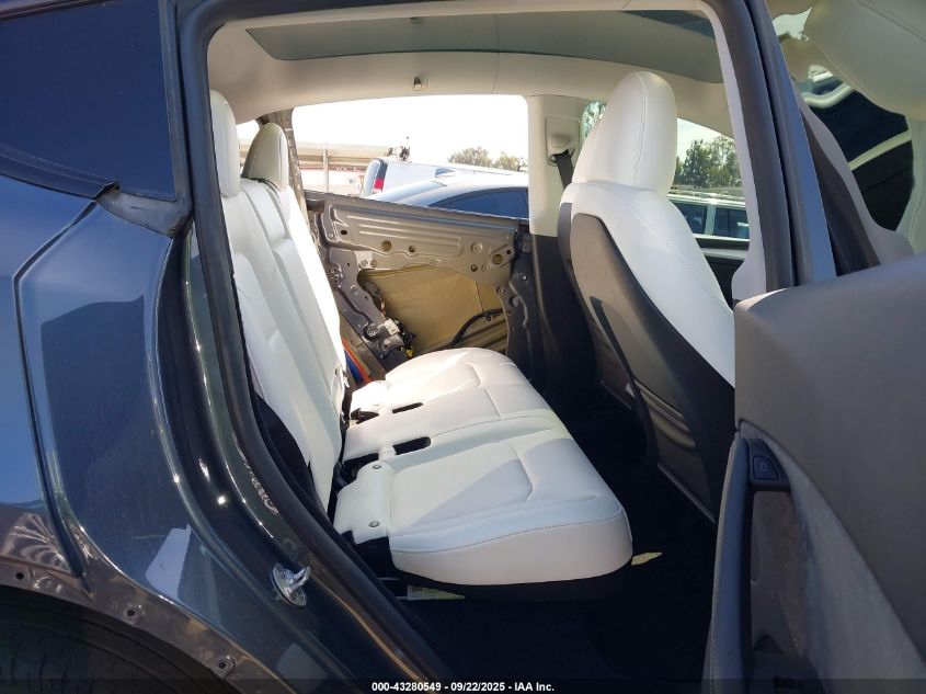 2023 Tesla Model Y Awd/Long Range Dual Motor All-Wheel Drive VIN: 7SAYGDEE7PA154808 Lot: 43280549