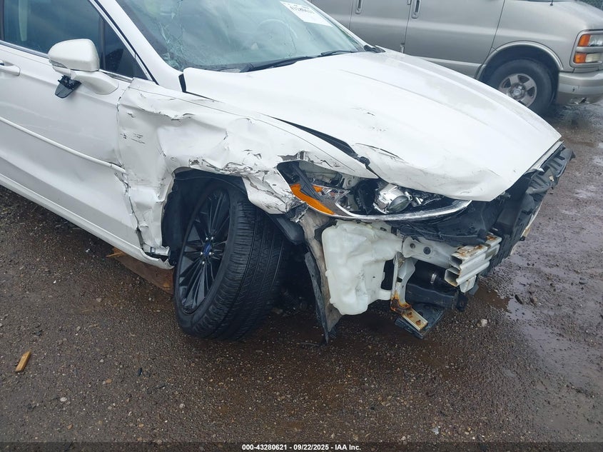 2014 Ford Fusion Se VIN: 3FA6P0H95ER127784 Lot: 43280621