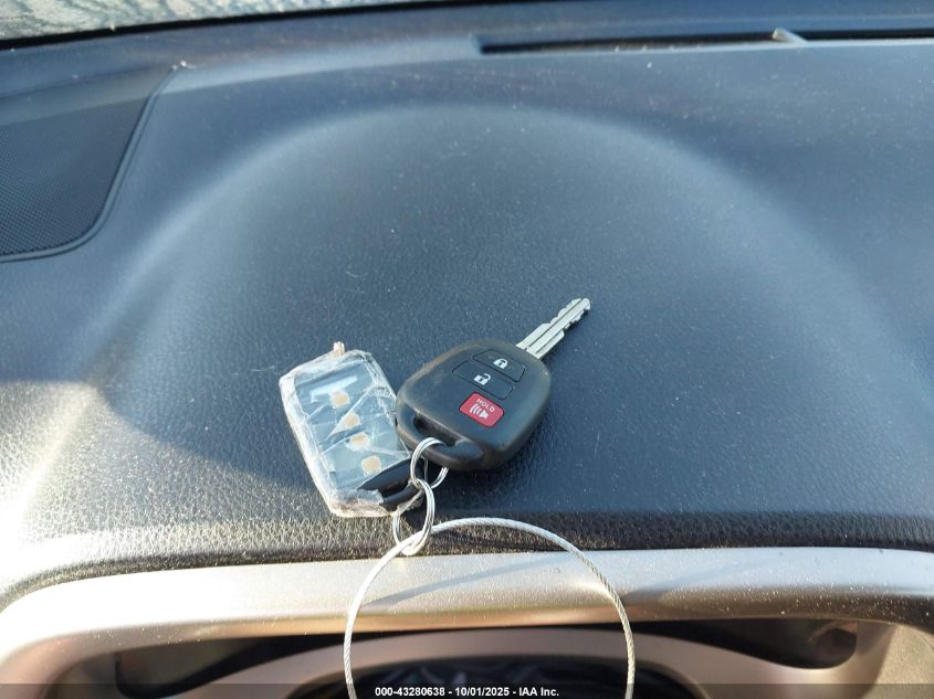 2015 Toyota Rav4 Le VIN: 2T3BFREV9FW271353 Lot: 43280638