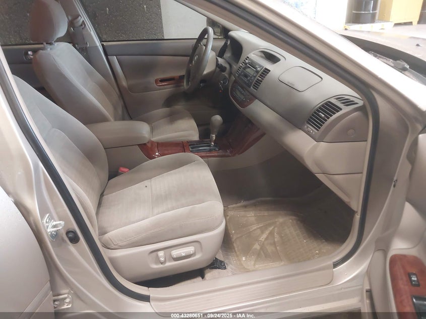 4T1BE32KX6U128818 2006 TOYOTA CAMRY photo no. 5