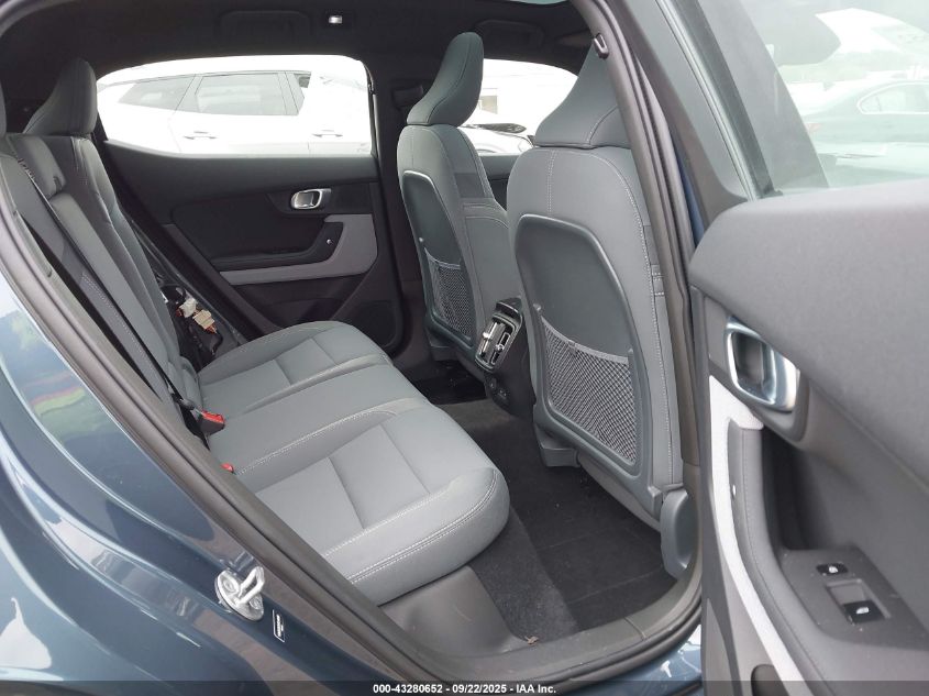 2023 Polestar 2 Long Range Single Motor/Long Range Single Motor Plus VIN: YSMEG3KA4PL114086 Lot: 43280652