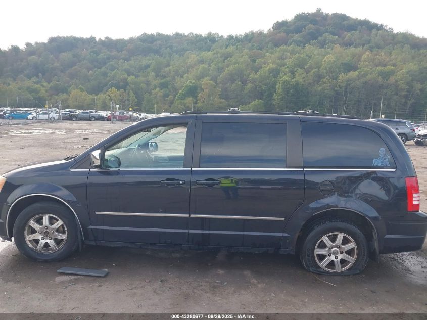 2010 Chrysler Town & Country Touring VIN: 2A4RR5DX8AR395323 Lot: 43280677