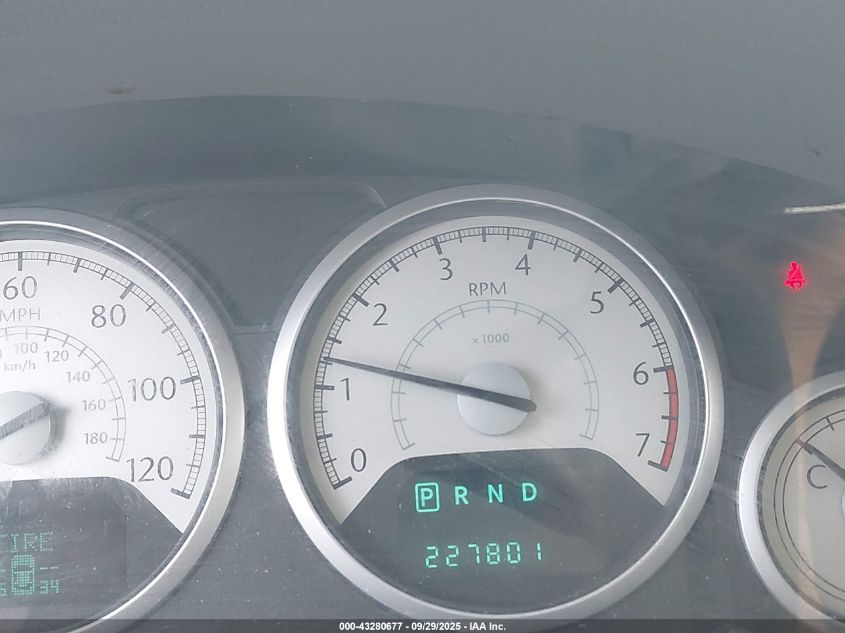 2010 Chrysler Town & Country Touring VIN: 2A4RR5DX8AR395323 Lot: 43280677