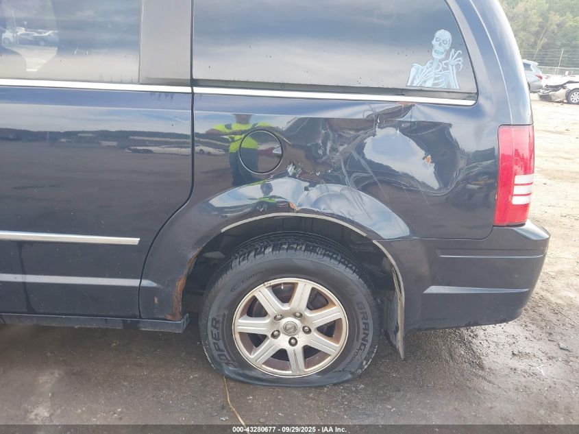 2010 Chrysler Town & Country Touring VIN: 2A4RR5DX8AR395323 Lot: 43280677