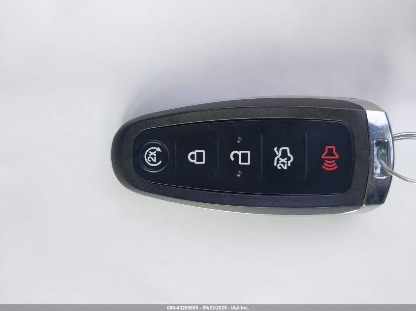 2016 Ford Focus Titanium VIN: 1FADP3N22GL205374 Lot: 43280685