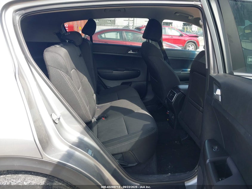 2022 KIA SPORTAGE LX - KNDPMCAC4N7966878