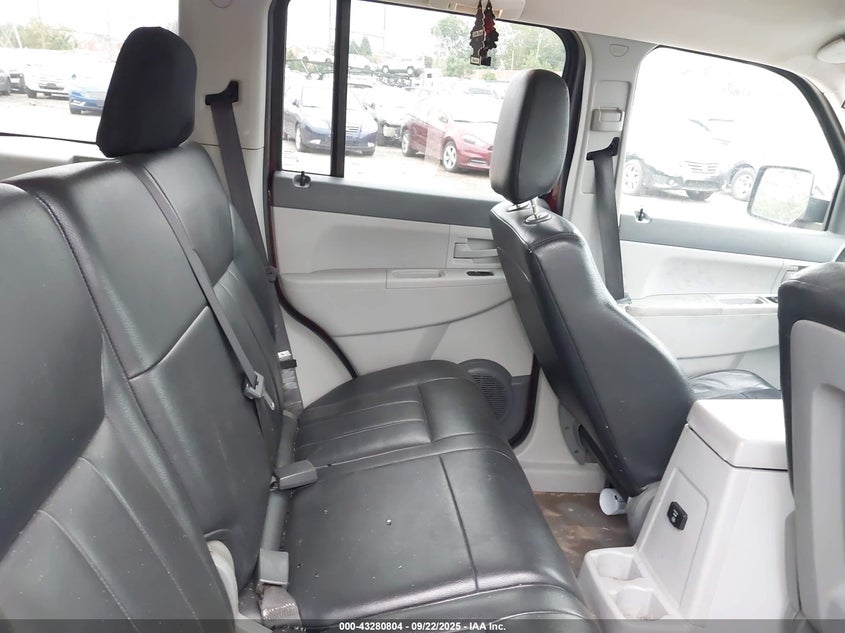 2008 Jeep Liberty Sport VIN: 1J8GN28K48W282792 Lot: 43280804