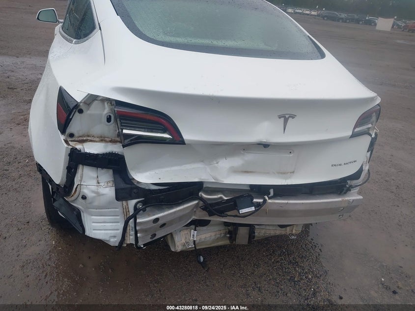 2019 Tesla Model 3 Long Range/Performance VIN: 5YJ3E1EB0KF494508 Lot: 43280818