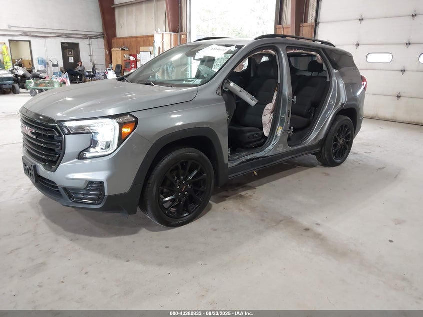 2023 GMC TERRAIN AWD SLE - 3GKALTEG8PL136123