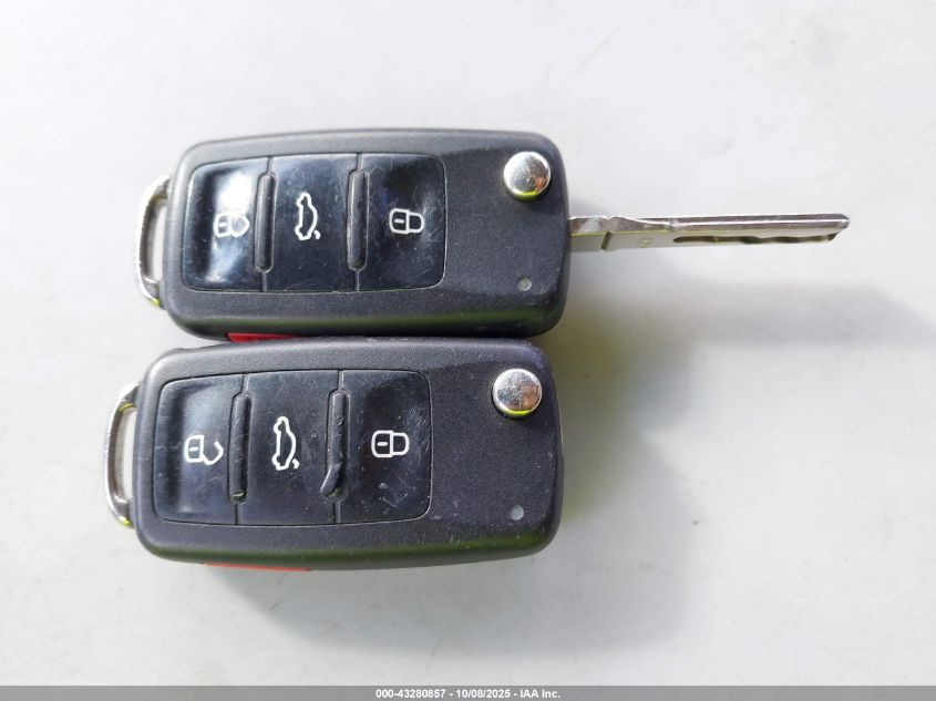 2014 Volkswagen Passat 1.8T Se VIN: 1VWBT7A35EC095465 Lot: 43280857