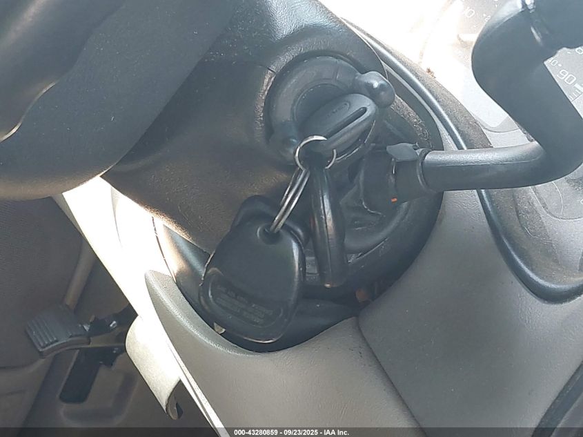 2000 GMC Yukon Xl 1500 Slt VIN: 3GKFK16T0YG115009 Lot: 43280859