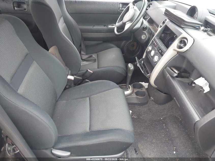 JTLKT324664093954 2006 SCION XB photo no. 5
