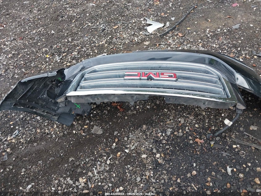 2015 GMC YUKON SLE - 1GKS2AKCXFR265596