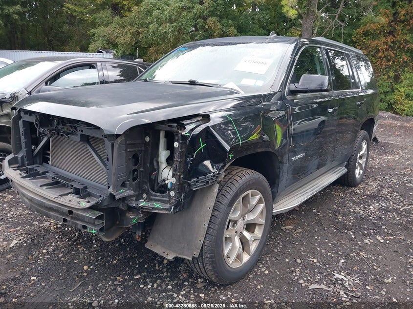 2015 GMC YUKON SLE - 1GKS2AKCXFR265596