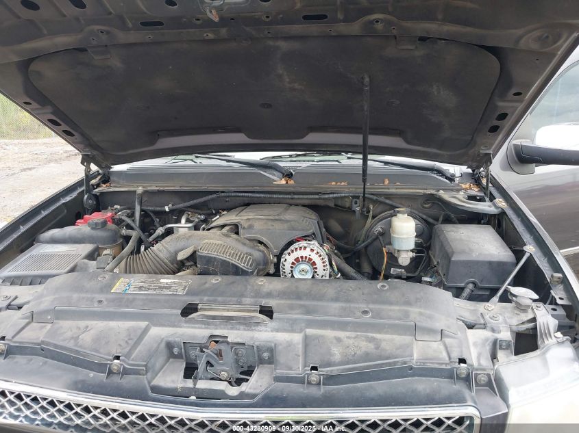 2010 Chevrolet Tahoe Ltz VIN: 1GNUCCE0XAR144758 Lot: 43280909