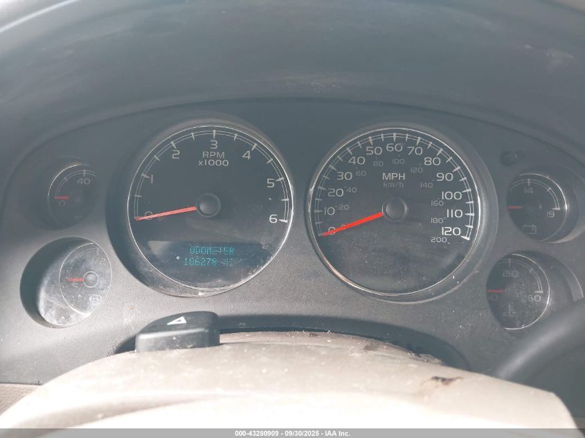 2010 Chevrolet Tahoe Ltz VIN: 1GNUCCE0XAR144758 Lot: 43280909