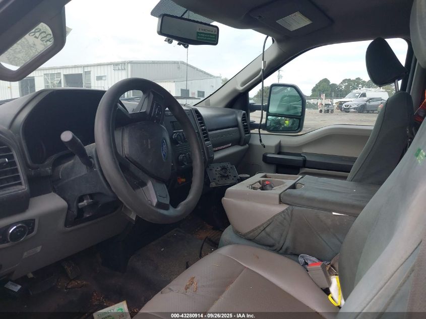 2018 Ford F-350 Xl VIN: 1FTRF3A60JEC83272 Lot: 43280914