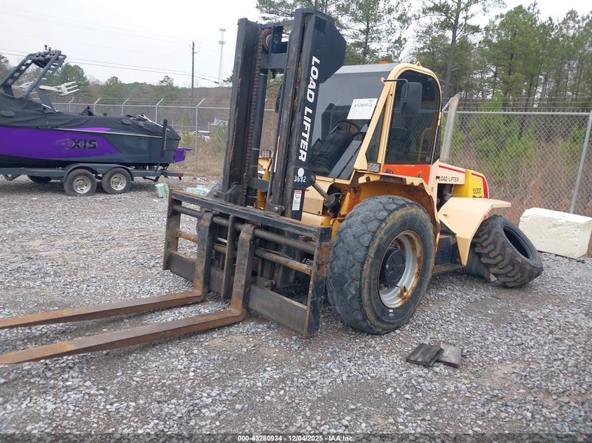 Vin: 00000000000003692, lot: 43775539, load lifter 2400d 20132
