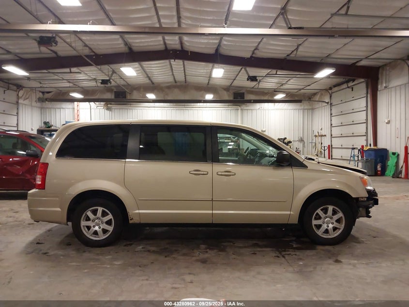 2010 Chrysler Town & Country New Lx VIN: 2A4RR2D16AR361276 Lot: 43280962