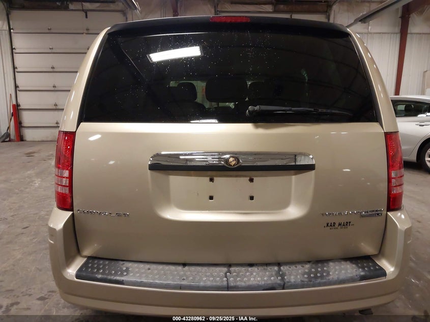 2010 Chrysler Town & Country New Lx VIN: 2A4RR2D16AR361276 Lot: 43280962