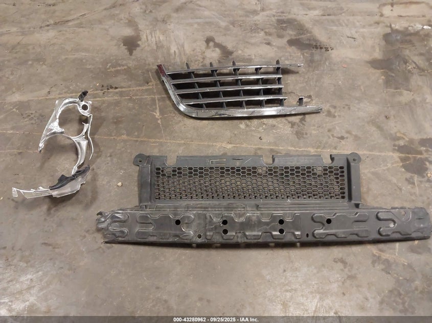 2010 Chrysler Town & Country New Lx VIN: 2A4RR2D16AR361276 Lot: 43280962