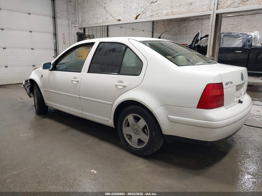 2001 Volkswagen Jetta Gls white sedan gasoline 3VWSS29M01M038943 photo #4