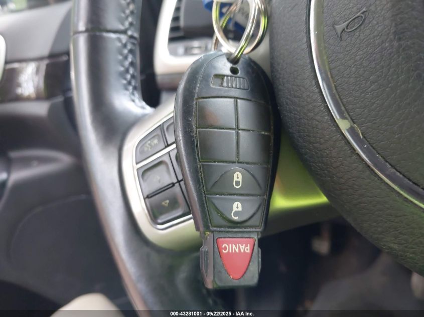 2012 Jeep Grand Cherokee Laredo VIN: 1C4RJFAG2CC272264 Lot: 43281001