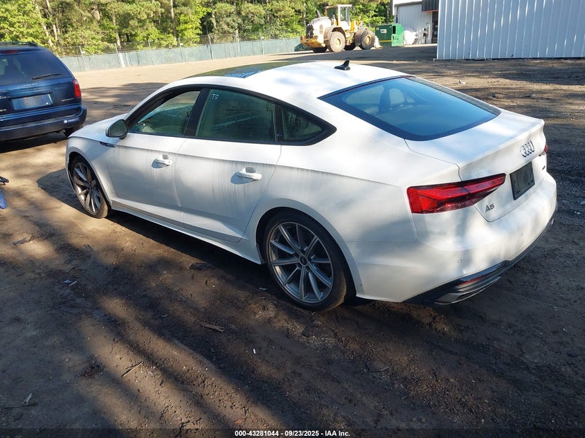 Vin: waudacf52sa010462, lot: 43775648, audi a5 sportback premium 45 tfsi s line quattro s tronic 20253