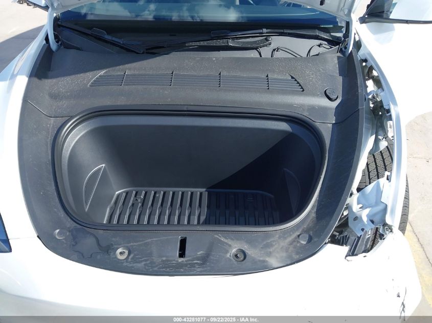 2025 Tesla Model Y Long Range Dual Motor All-Wheel Drive VIN: 7SAYGAEE2SF291066 Lot: 43281077