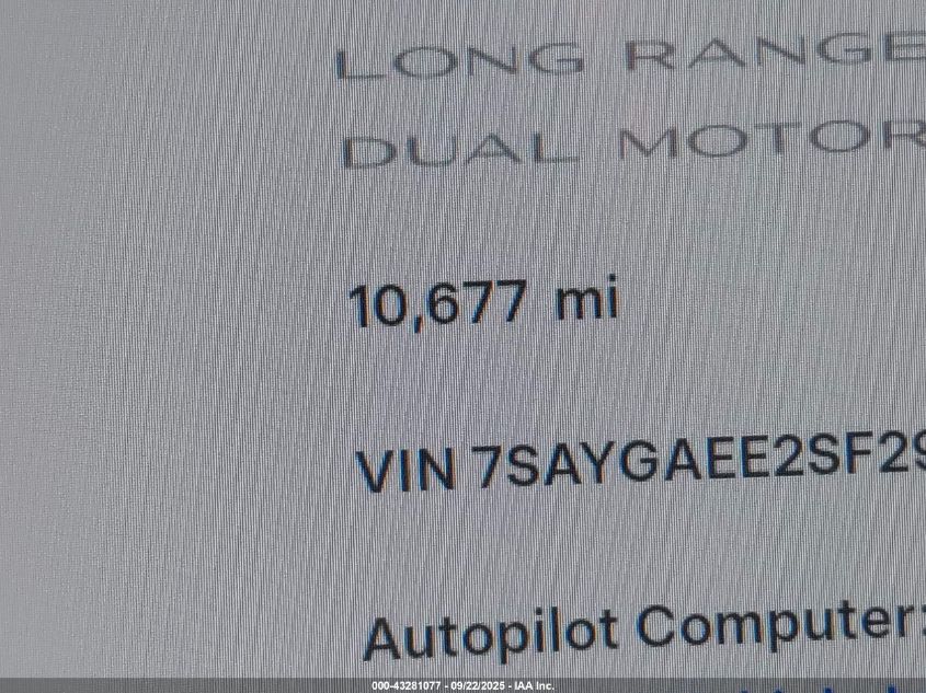 2025 Tesla Model Y Long Range Dual Motor All-Wheel Drive VIN: 7SAYGAEE2SF291066 Lot: 43281077